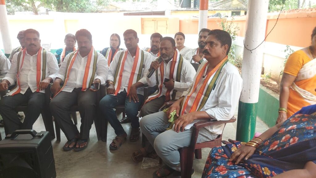 కౌన్సిలర్ దండు సారయ్య ఆధారం లేని ఆరోపణలు చేస్తే తీవ్ర పరిణామాలు ఉంటాయి.—- డానియల్, బడుగు సాంబమూర్తి, జాఫర్.